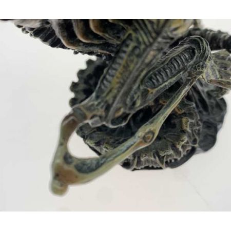   パリセイズ マイクロバスト エイリアン 1000体限定