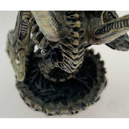   パリセイズ マイクロバスト エイリアン 1000体限定