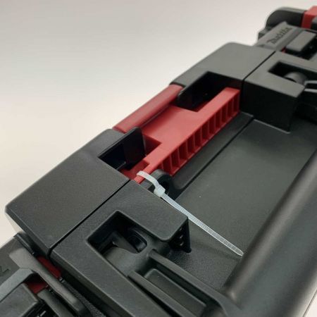  MAKITA マキタ インパクトドライバ TD002GRDX