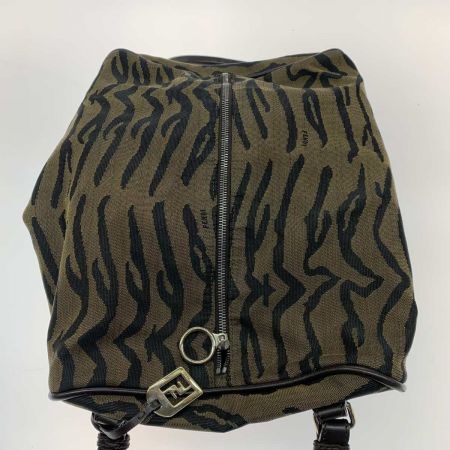  FENDI フェンディ ハンドバッグ キャンバス ゼブラ柄 ロゴチャーム付