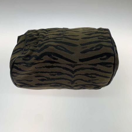  FENDI フェンディ ハンドバッグ キャンバス ゼブラ柄 ロゴチャーム付