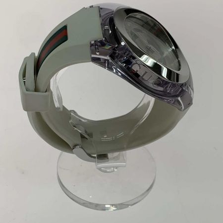  GUCCI グッチ   腕時計 クォーツ ラバー 137.1