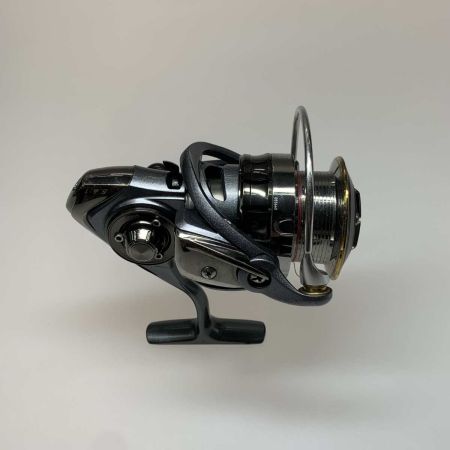  DAIWA ダイワ スピニングリール　15ルビアス3012H　スプールダメージあり 055640