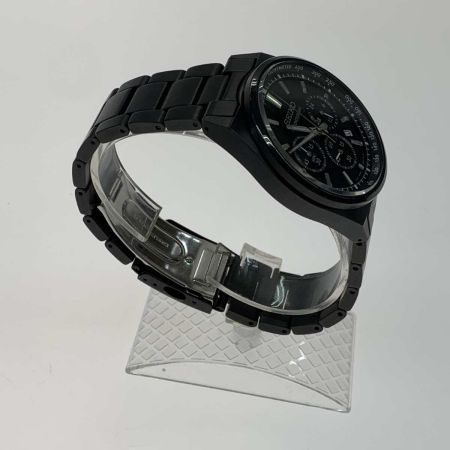  SEIKO セイコー  腕時計 8T63-01T0