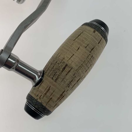  STUDIO OCEAN MARK リール  BHL80Hi/R-S/Bk(20)AE100Cork