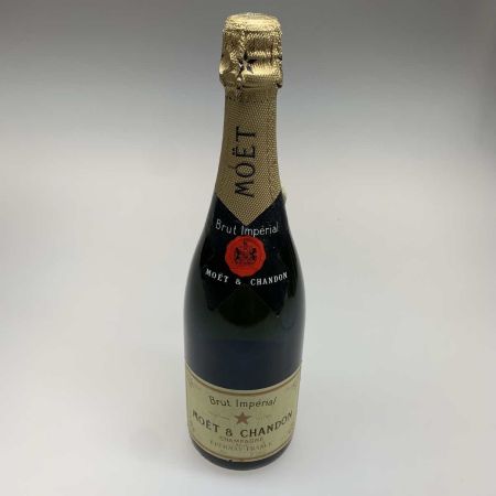   果実酒 シャンパン 750ml Moet & Chandon Brut Imperial ラベルスター 未開栓