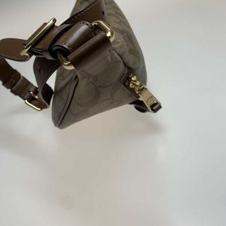  COACH コーチ ボディーバッグ  F48740 ブラウン