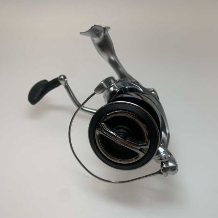  SHIMANO シマノ スピニングリール  23ストラディック 4000XG 本体のみ 045904