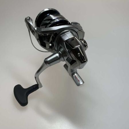  SHIMANO シマノ スピニングリール  23ストラディック 4000XG 本体のみ 045904