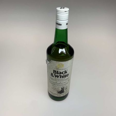   蒸留酒類 ウィスキー 760ml ブラック＆ホワイト 特級 43度 未開栓