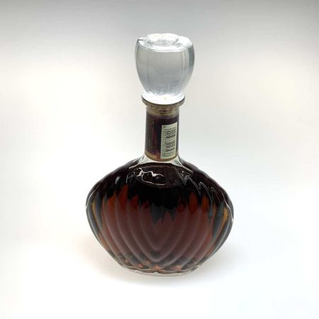 【北海道内限定発送】 SUNTORY サントリー 蒸留酒類 ブランデー 700ml XO DELUXE 40％ 未開栓