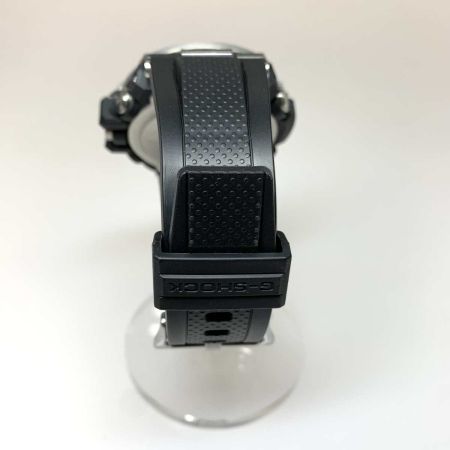  CASIO カシオ 腕時計 G-SHOCK 箱付  GST-B100