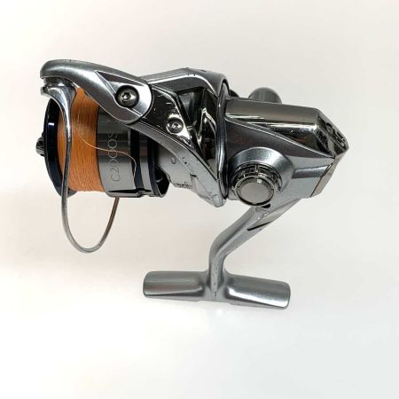  SHIMANO シマノ スピニングリール  19ストラディック C2000SHG  本体のみ 04014