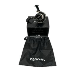DAIWA ダイワ スピニングリール   19セルテート LT3000-CXH  箱付 060048 Bランク