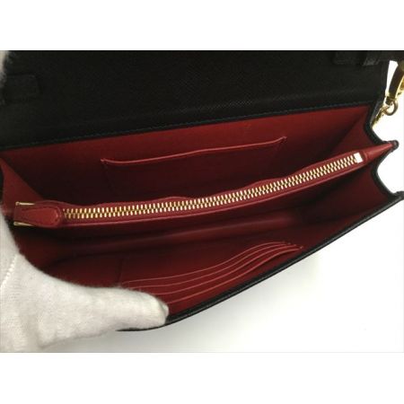  PRADA プラダ  バッグ チェーンウォレット PRADA サフィアーノ  1BP012 ブラック