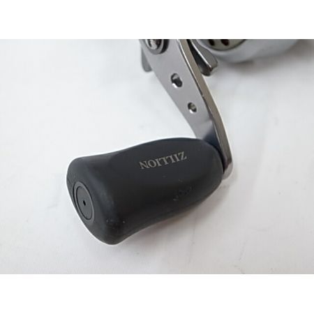  DAIWA ダイワ TD ZILLION ジリオン ベイトリール 右ハンドル 100SH シルバー