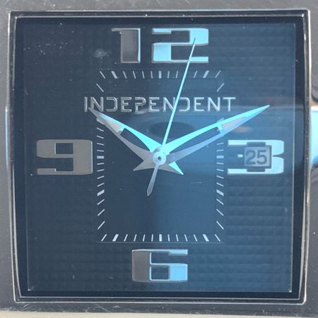  INDEPENDENT インデペンデント クォーツ腕時計 1513-003072-02 シルバー 現状渡し 