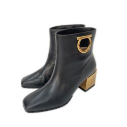 〇〇 Salvatore Ferragamo サルヴァトーレフェラガモ ALBIANO ガンチーニ スクエアトゥ  ショートブーツ ブラック サイズ表記7 日本サイズ24.5 Bランク