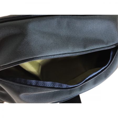  PORTER ポーター ショルダーバッグ UPSIDE 2WAY SLING SHOULDER BAG 532-17903 ネイビー