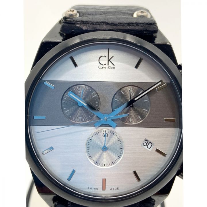Calvin Klein カルバンクライン クロノグラフ イーガー クオーツ 腕時計 K4B374B ブラック x  ホワイト｜中古｜なんでもリサイクルビッグバン