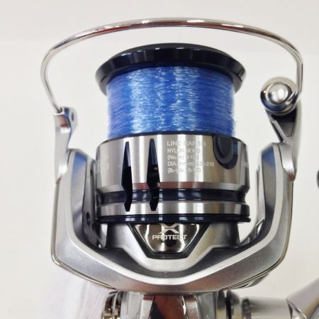  SHIMANO シマノ 19ストラディック　C3000HG　04019　スピニングリール C3000HG 箱付