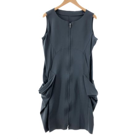  HIROKO KOSHINO ヒロココシノ レディース　セットアップ　ワンピース×ジャケット　サイズ40 グレー