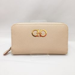 〇〇 Ferragamo フェラガモ ガンチーニアイコンヴィッテロ 長財布 ラウンドファスナー  IY-22B300 ベージュ Cランク
