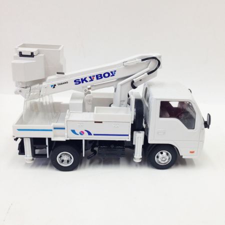 SKYBOY AT-100TT タダノ TADANO 通信工事用高所作業車