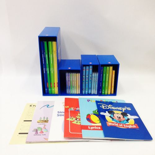 中古】 World Family Disney World of English DWE ディズニー英語