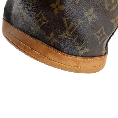  LOUIS VUITTON ルイヴィトン モノグラム プチ・バケットPM トートバッグ M42238