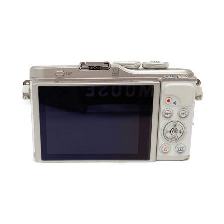  OLYMPUS オリンパス ミラーレス一眼カメラ PEN  E-PL10 ホワイト ダブルズームキット