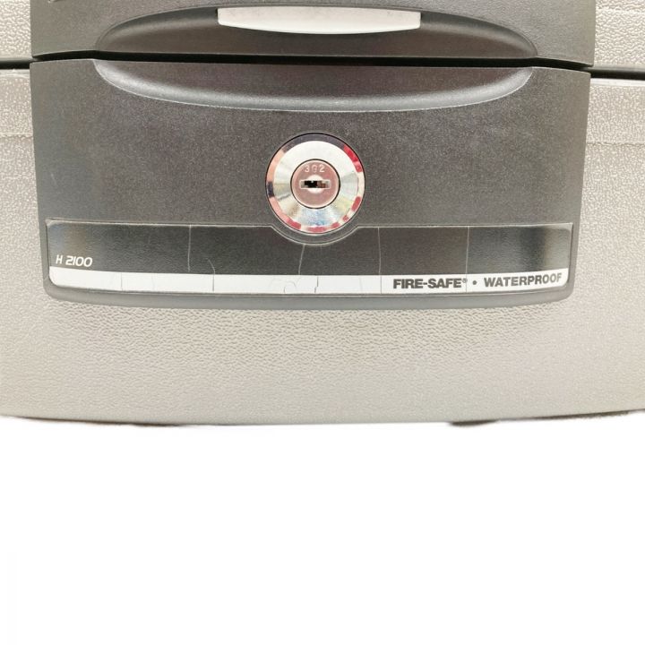 セントリー 金庫 H2100 鍵付 耐火耐水保管庫 - 中古その他アイテム