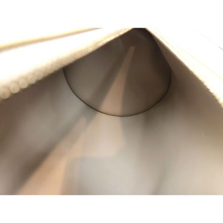  LOUIS VUITTON ルイヴィトン モノグラム・ヴェルニ ベッドフォード M91006 イエロー