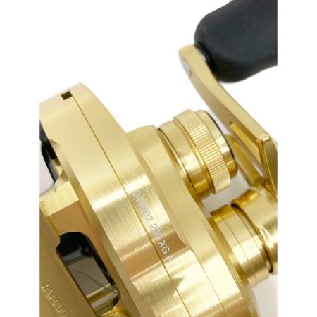  SHIMANO シマノ 21-22 CALCUTTA CONQUEST カルカッタコンクエスト 200XG 両軸リール 044402 5RL361A40