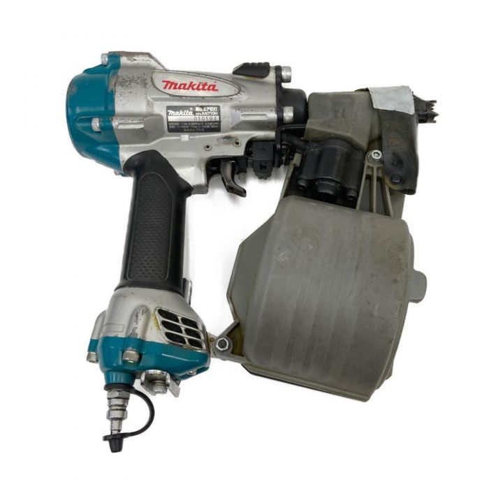 マキタ MAKITA 高圧 釘打機 釘打ち機 AN710H 本体 部品取りに マキタ MAKITA 高圧 釘打機 釘打ち機 AN710H 本体 部品取りに