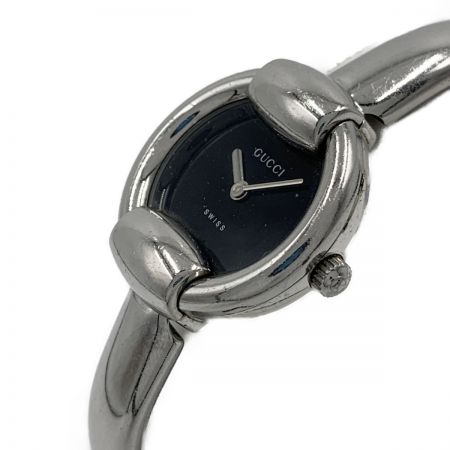  GUCCI グッチ バングルウォッチ クォーツ レディース 1400L ブラック x シルバー