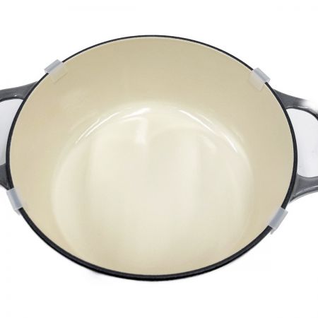  CHASSEUR  両手鍋　サブライム ラウンドキャセロール 20cm 2.5L ライトグレー 未使用品