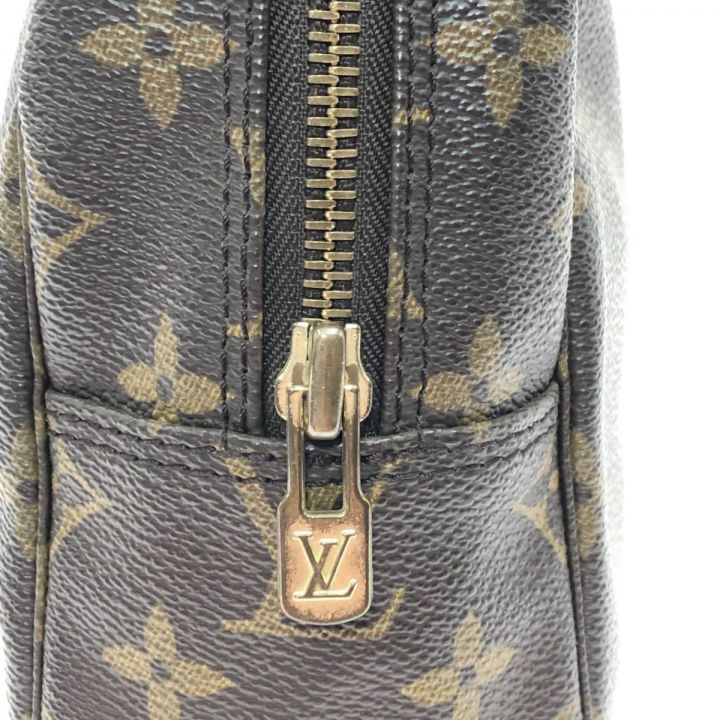 LOUIS VUITTON ルイヴィトン モノグラム トゥルース トワレット 28 メイク コスメ セカンドバッグ 化粧ポーチ M47522  ブラウン｜中古｜なんでもリサイクルビッグバン