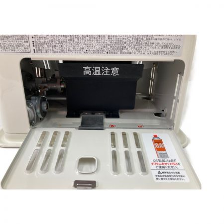  Iwatani イワタニ カセット ガスストーブ デカ暖  CB-STV-DKD ホワイト