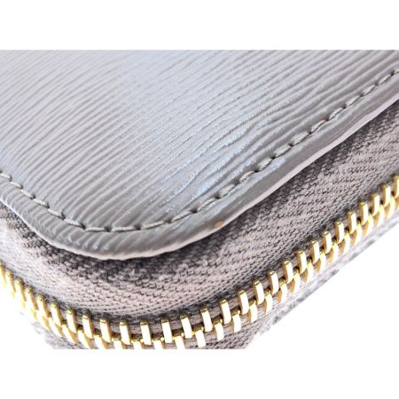  PRADA プラダ ラウンド 長財布 サフィアーノ 1ML506 ピンク