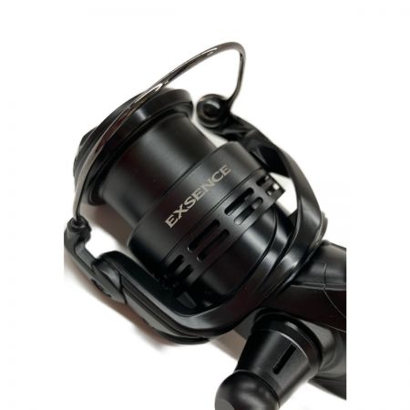  SHIMANO シマノ 17 EXSENCE エクスセンス C3000MHG スピニングリール 03750 ブラック