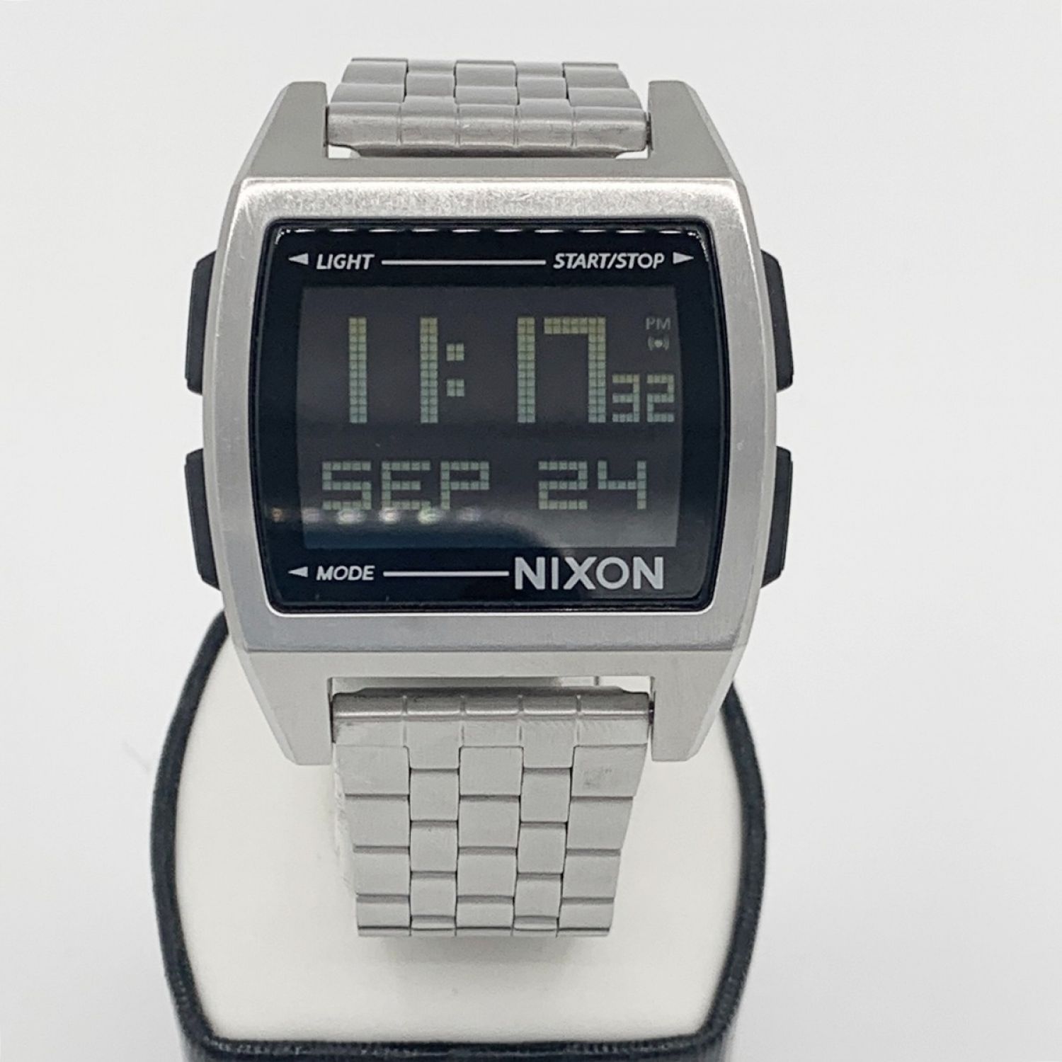 中古】 NIXON ニクソン BASE ベース クォーツ 腕時計 シルバー Bランク