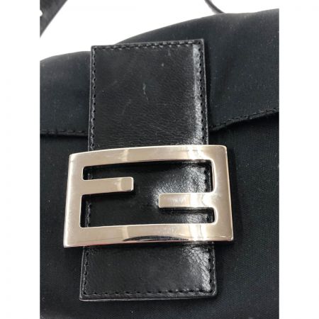  FENDI フェンディ マンマバケット ハンドバッグ 2308-26424-099 ブラック
