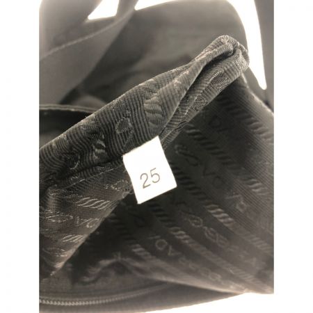  PRADA プラダ ナイロン ショルダーバッグ  ブラック