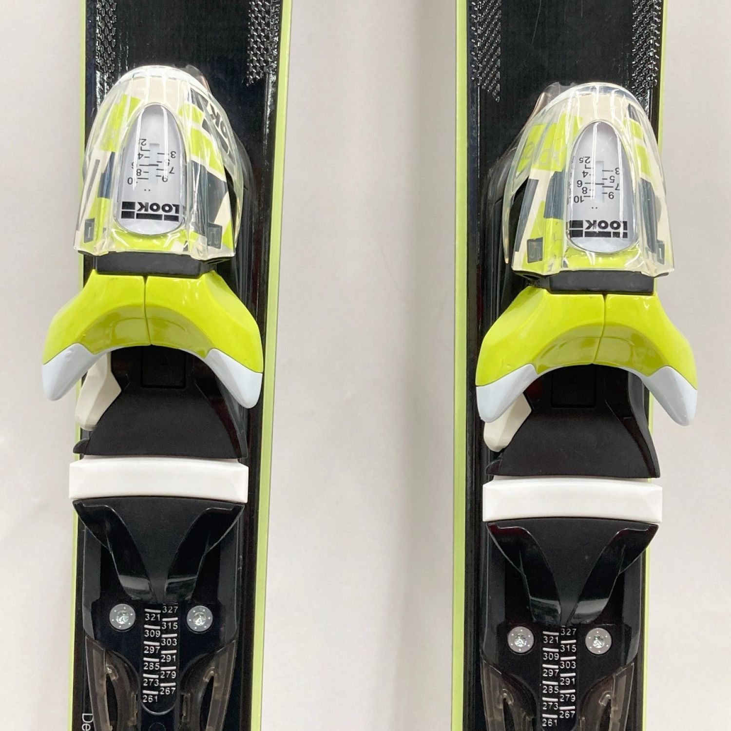 中古】 ROSSIGNOL ロシニョール Famous2 Light series 17-18モデル