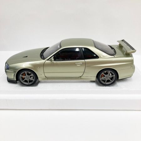  AUTOart NISSAN SKYLINE GT-R R34 V-SPEC Ⅱ ミレニアムジェイド 1/18 77404