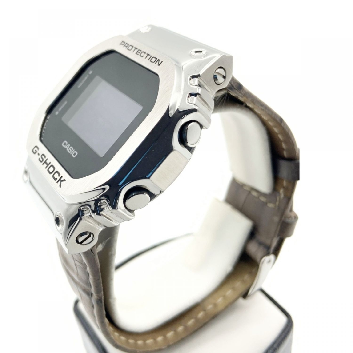 中古】 CASIO カシオ G-SHOCK Ｇショック 腕時計 GM-5600 シルバー C