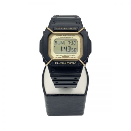  CASIO カシオ ラバーズコレクション スクエアフェイス プロテクター付き デジタル クォーツ 腕時計 DW-D5600LC ブラック