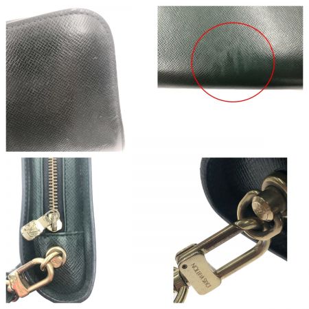  LOUIS VUITTON ルイヴィトン タイガ バイカル クラッチバッグ M30184 グリーン