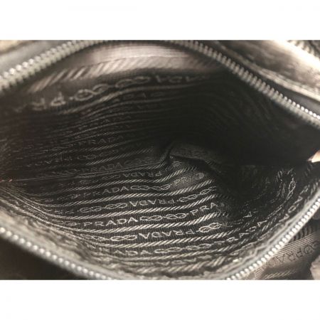  PRADA プラダ リュック デイパック ロゴプレート  ブラック